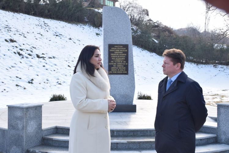 Руководитель Бакинского офиса СЕ посетил Губинский мемориальный комплекс геноцида