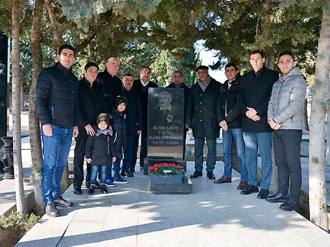 В Баку почтили память Тофика Бахрамова
