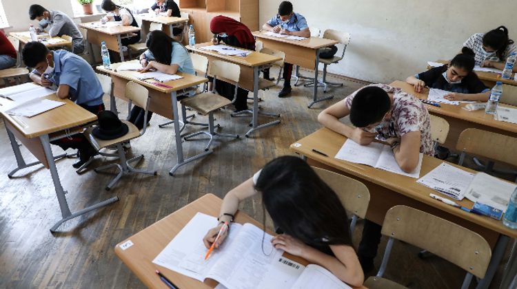 В Азербайджане названы школы с наилучшими результатами выпускных экзаменов 11-х классов