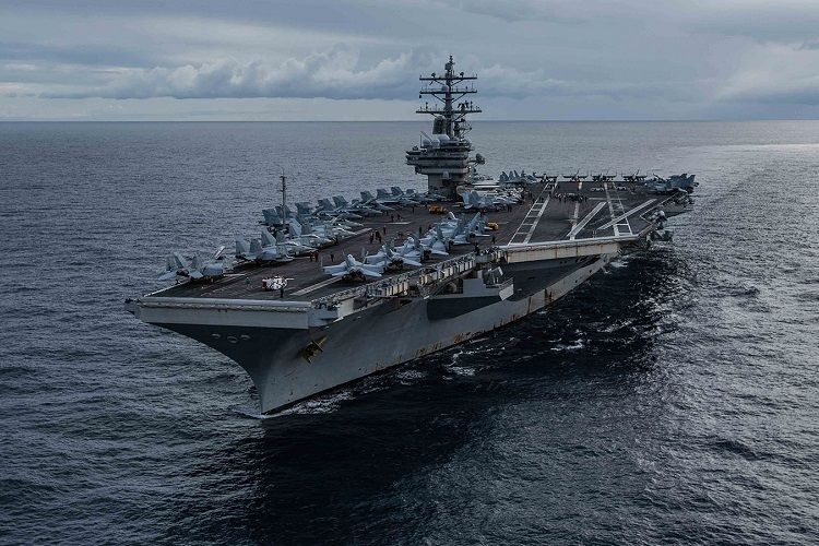США направили два авианосца в Южно-Китайское море