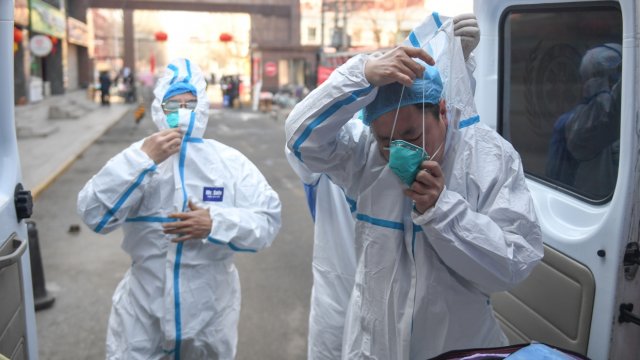 В Сербии число жертв коронавируса достигло 330
