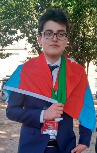 Очередной успех азербайджанских школьников