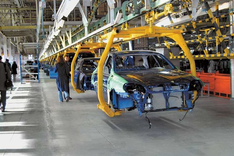 В Азербайджане возобновлено производство легковых автомобилей
