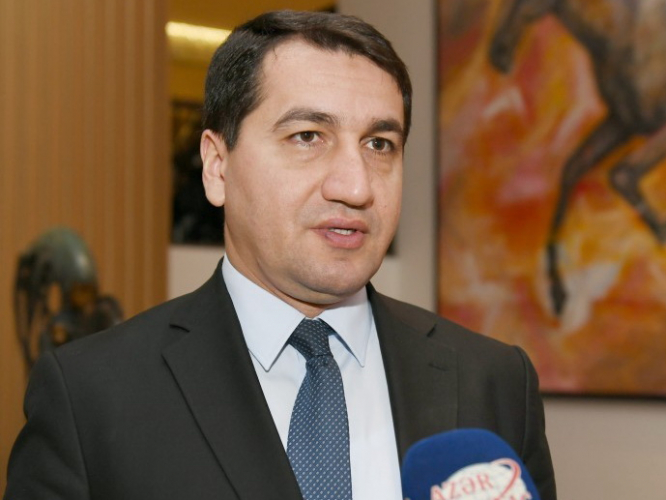 Хикмет Гаджиев: "Расследуется вопрос в связи с продажей Сербией оружия Армении"
