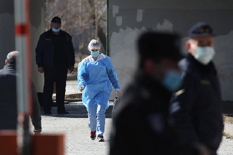 В Грузии резко возросло число случаев заражения коронавирусом
