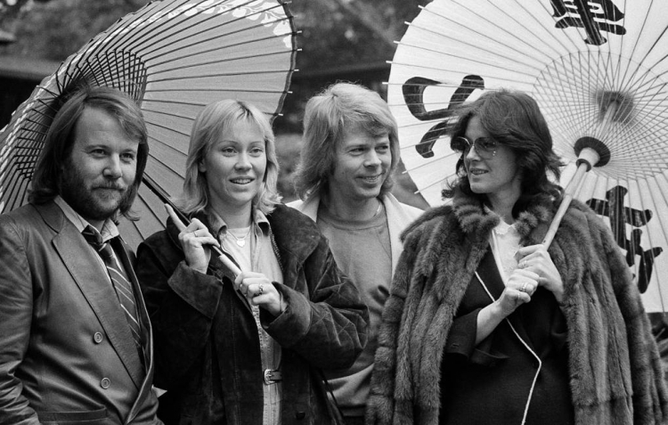 ABBA собирается выпустить пять новых песен в 2021 году