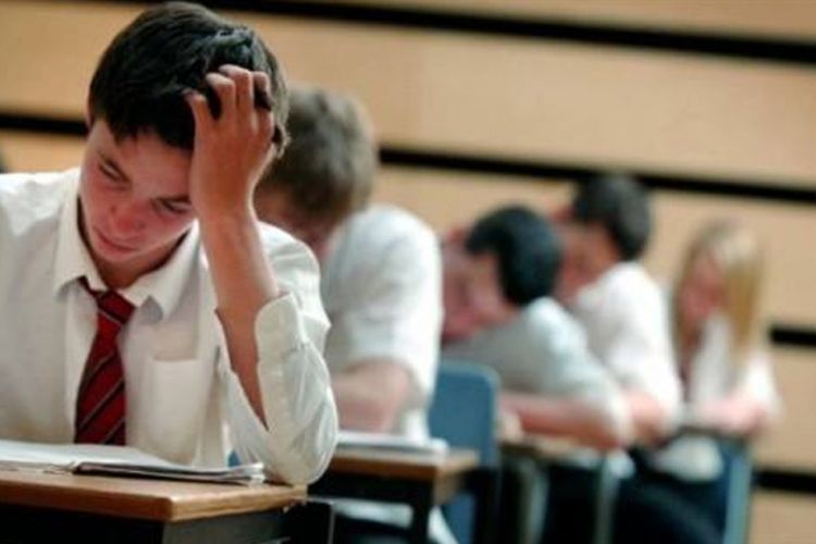 В Азербайджане на выпускные экзамены 2-3 июля не явились 353 человека 