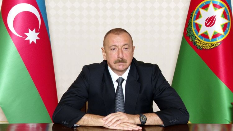 Ильхам Алиев: Сегодня наша страна развивается так стремительно, что подготовка кадров не может развиваться в соответствии с развитием страны