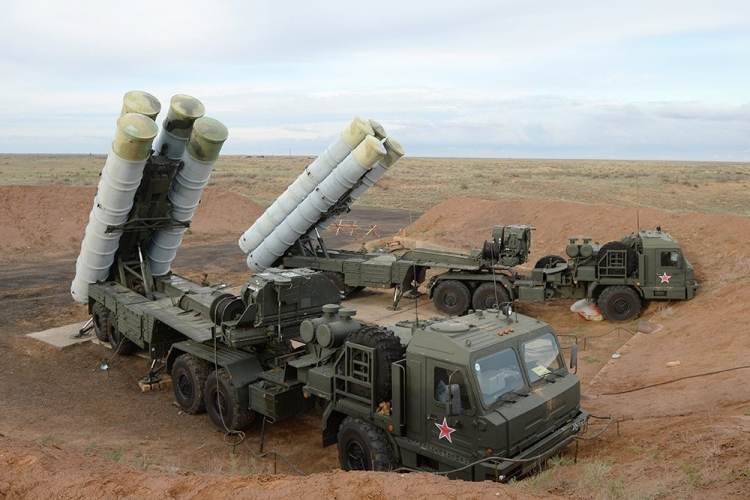 Россия работает над второй поставкой С-400 Турции

