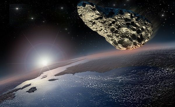 К Земле приближается астероид размером с футбольное поле