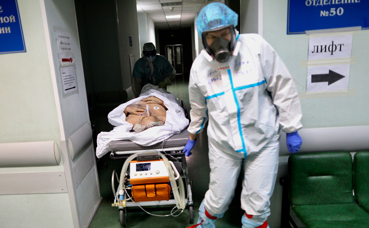 В России за сутки от коронавируса скончались 169 человек
