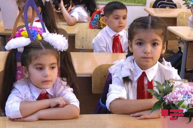 В Азербайджане новом учебном году более 165 тыс. детей пойдут в I класс
