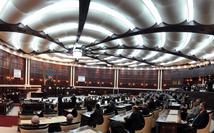 Парламент Азербайджана принял законопроект об исполнении бюджета 2019 года