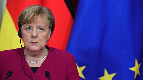 Меркель не собирается выдвигаться на должность канцлера повторно
