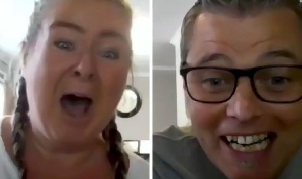 Супружеской паре позвонили по видеозвонку и они стали самыми счастливыми на свете - ФОТО
