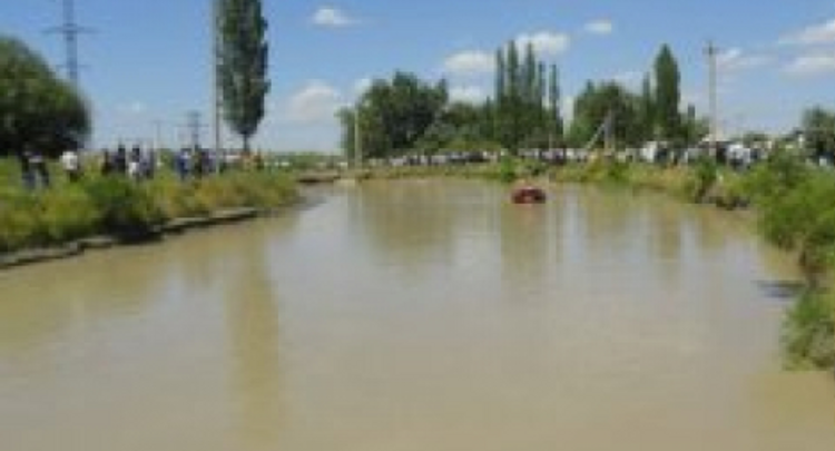 В Шамкире в канале утонул 18-летний юноша