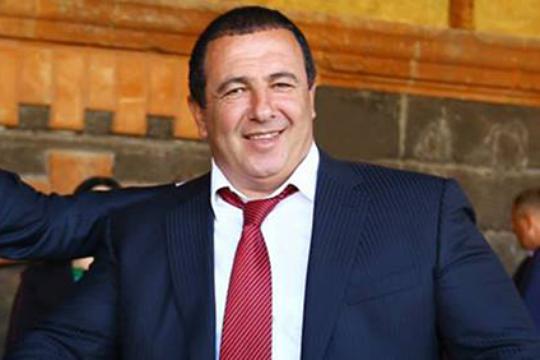 В Армении сторонники Царукяна потребовали отставки Пашиняна
