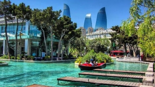В пятницу в Баку 34 градуса тепла
