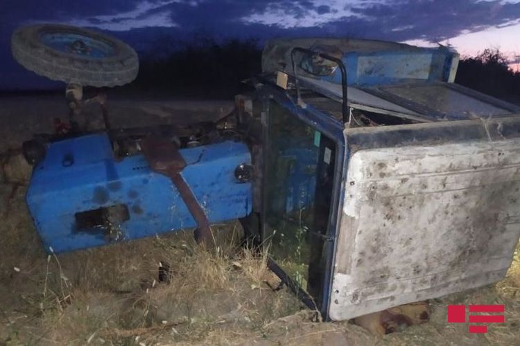 В Барде подросток трагически погиб, попав под трактор - ФОТО