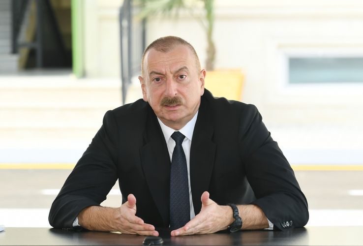 Президент Ильхам Алиев: Этот конфликт – горькое наследие власти Народного фронта Азербайджана 