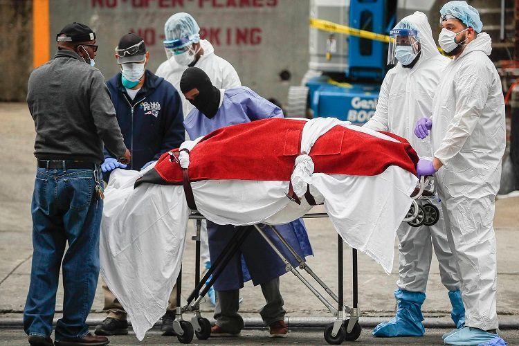 В США за последние сутки от коронавируса умерли 850 человек
