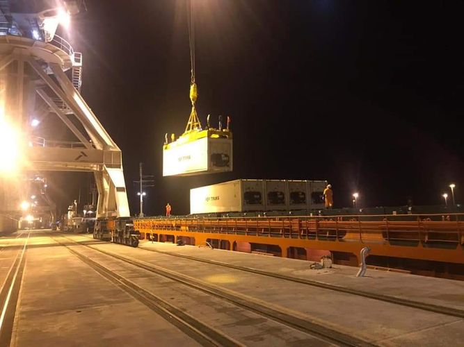 Бакинский порт отправил в Турцию очередной грузовой караван из Китая  - ФОТО