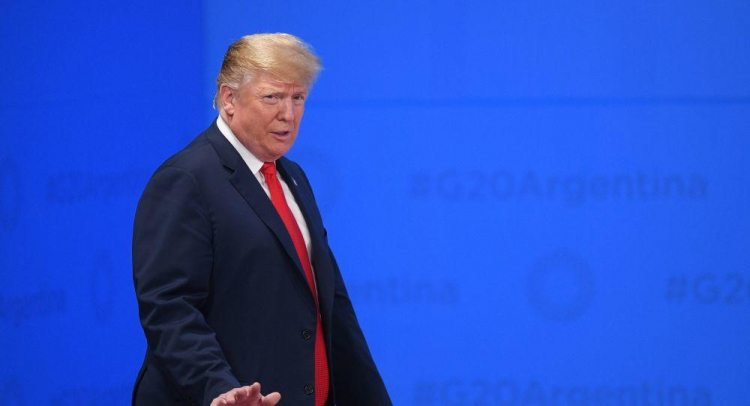 Трамп переговорил по телефону с лидером движения «Талибан»