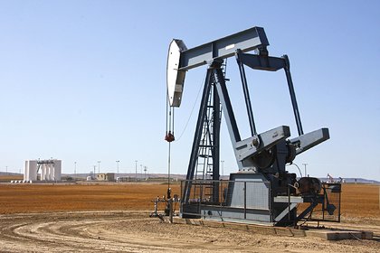 Саудовская Аравия рекордно увеличит добычу нефти из-за срыва сделки ОПЕК
