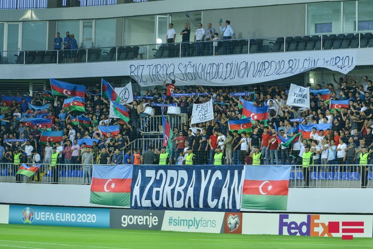 Игры чемпионата Азербайджана будут проведены при пустых трибунах
