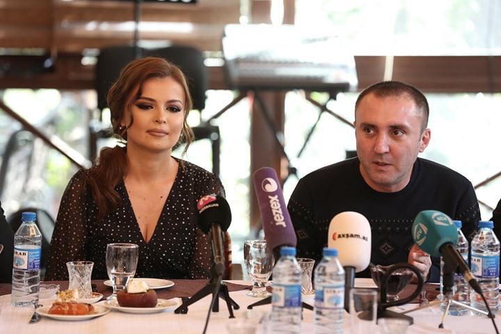 Азербайджанская певица спустя 8 лет вновь собрала журналистов - ФОТО - ВИДЕО