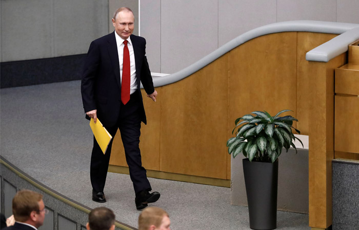 Путин поддержал поправку об обнулении президентских сроков