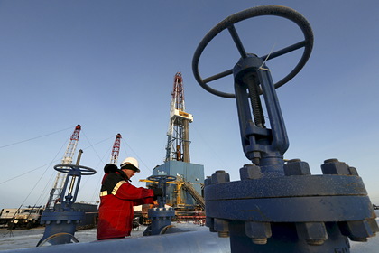 Цены на нефть продолжают расти
