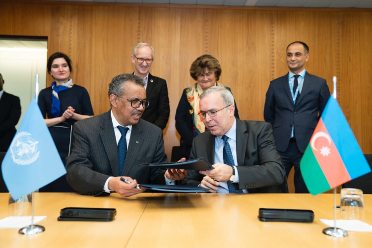 Азербайджан и ВОЗ подписали соглашение об оказании материальной помощи - ФОТО