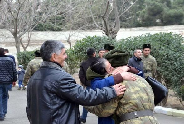 Из-за коронавируса встречи азербайджанских солдат с родителями приостановлены