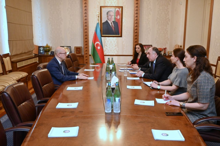Эльмар Мамедъяров принял посла Узбекистана в Азербайджане
