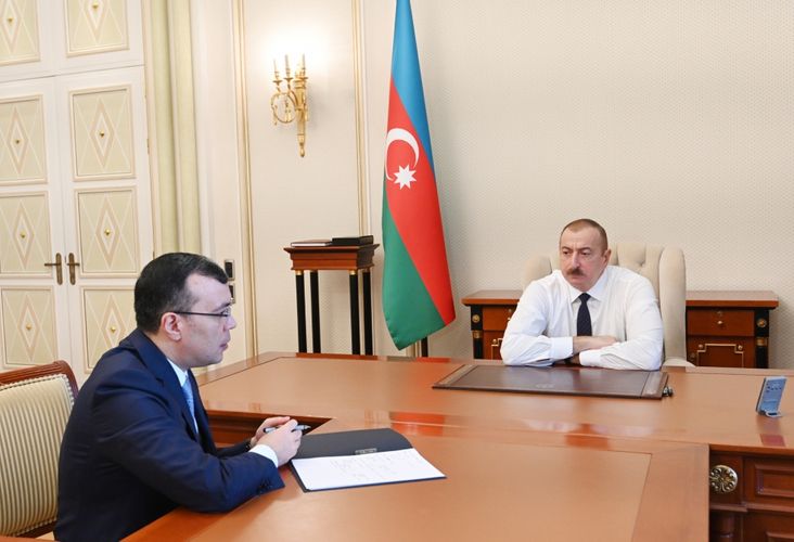 Ильхам Алиев: В связи с неформальной занятостью следует проводить очень серьезный мониторинг