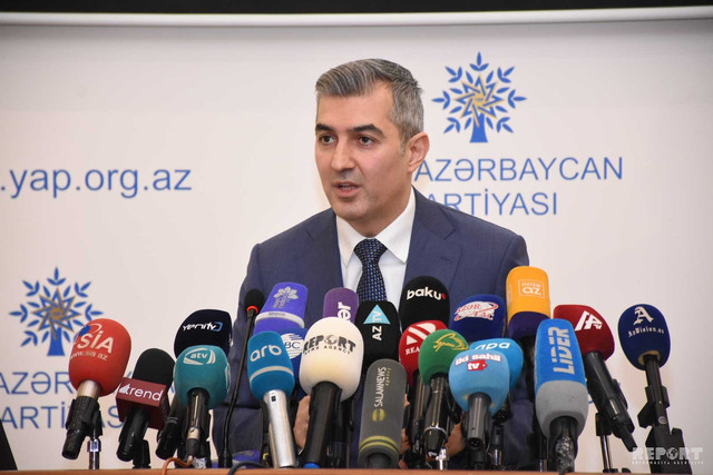 Государственная миграционная служба Азербайджана ограничивает режим работы
