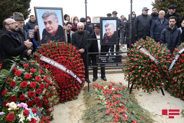 В Баку состоялись похороны Рафаэля Дадашева - ОБНОВЛЕНО - ФОТО