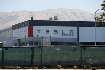 В США закроют главную фабрику Tesla
