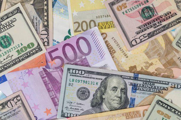 ЦБА опубликовал обзор валютного рынка Азербайджана за неделю
