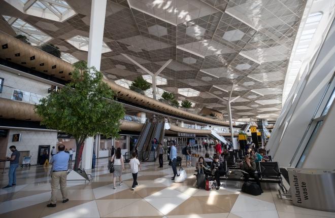 Переполох в аэропорту: в Баку ищут тех, кто отказался от карантина – ИХ ЖДЕТ НАКАЗАНИЕ