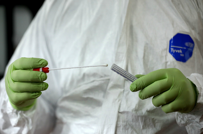 В Испании за сутки от коронавируса умерли более 650 человек

