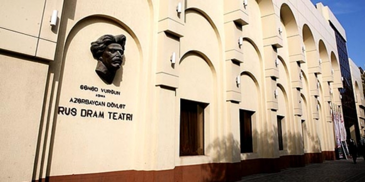 Театр Русской драмы поддержал борьбу с короновирусом в Азербайджане