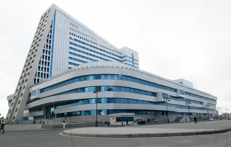 В открывшемся сегодня в Баку медицинском учреждении  будут проходить лечение от коронавируса
