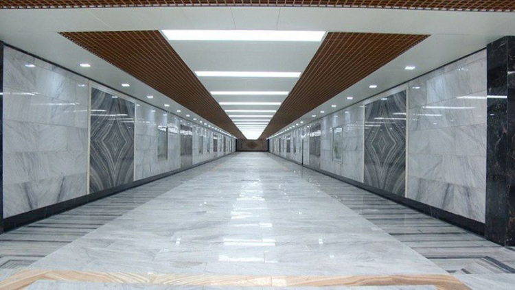 В некоторых подземных пешеходных переходах в Баку ограничено движение