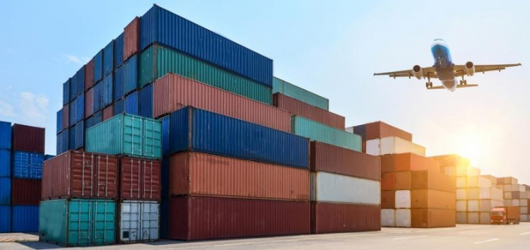 Посольство США в Азербайджане выставит на торги контейнеры

