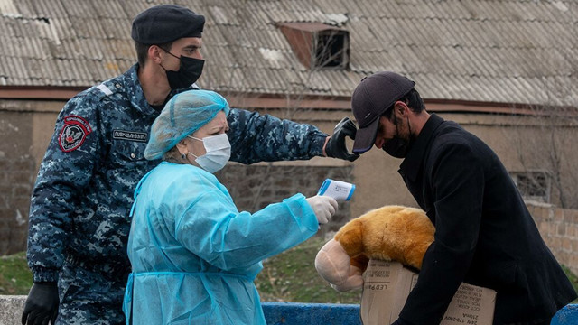 В Армении за сутки коронавирусом заразился 121 человек
