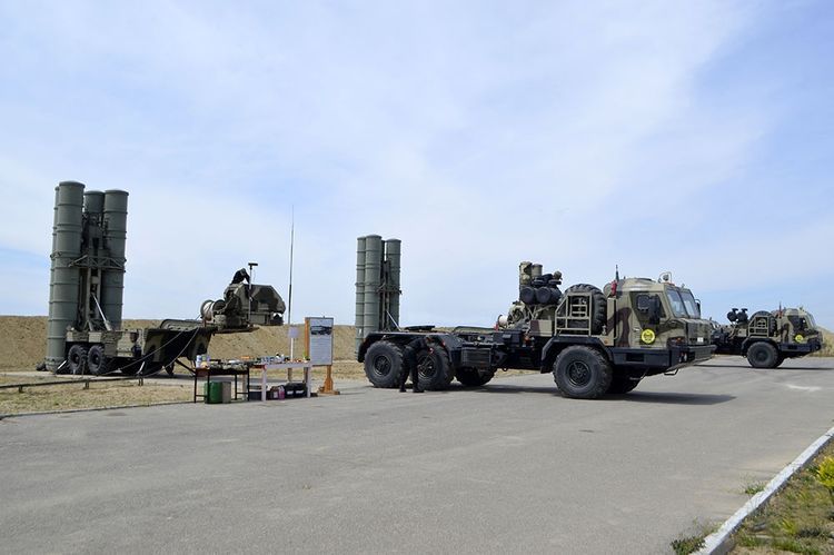 Вооружение и военная техника ВС Азербайджана переводятся на летний режим эксплуатации
 - ВИДЕО