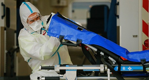 Число инфицированных коронавирусом в Иране превысило 100 тысяч
