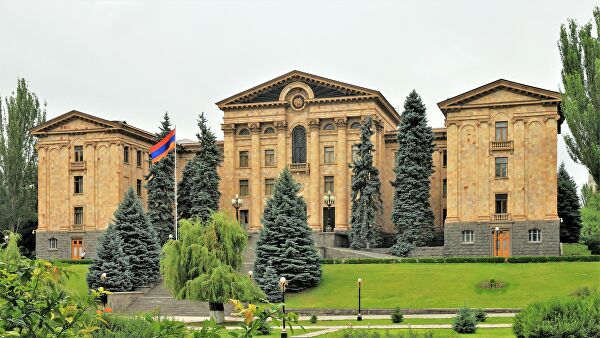 В парламенте Армении произошла массовая драка - ФОТО - ВИДЕО